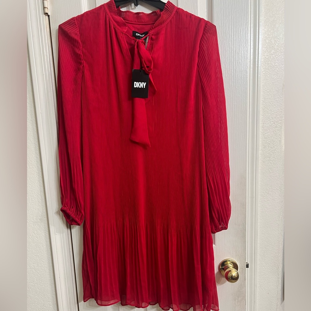 NWT DKNY Vibrant Red long sleeve tie neck pleated Fashion dress size 12